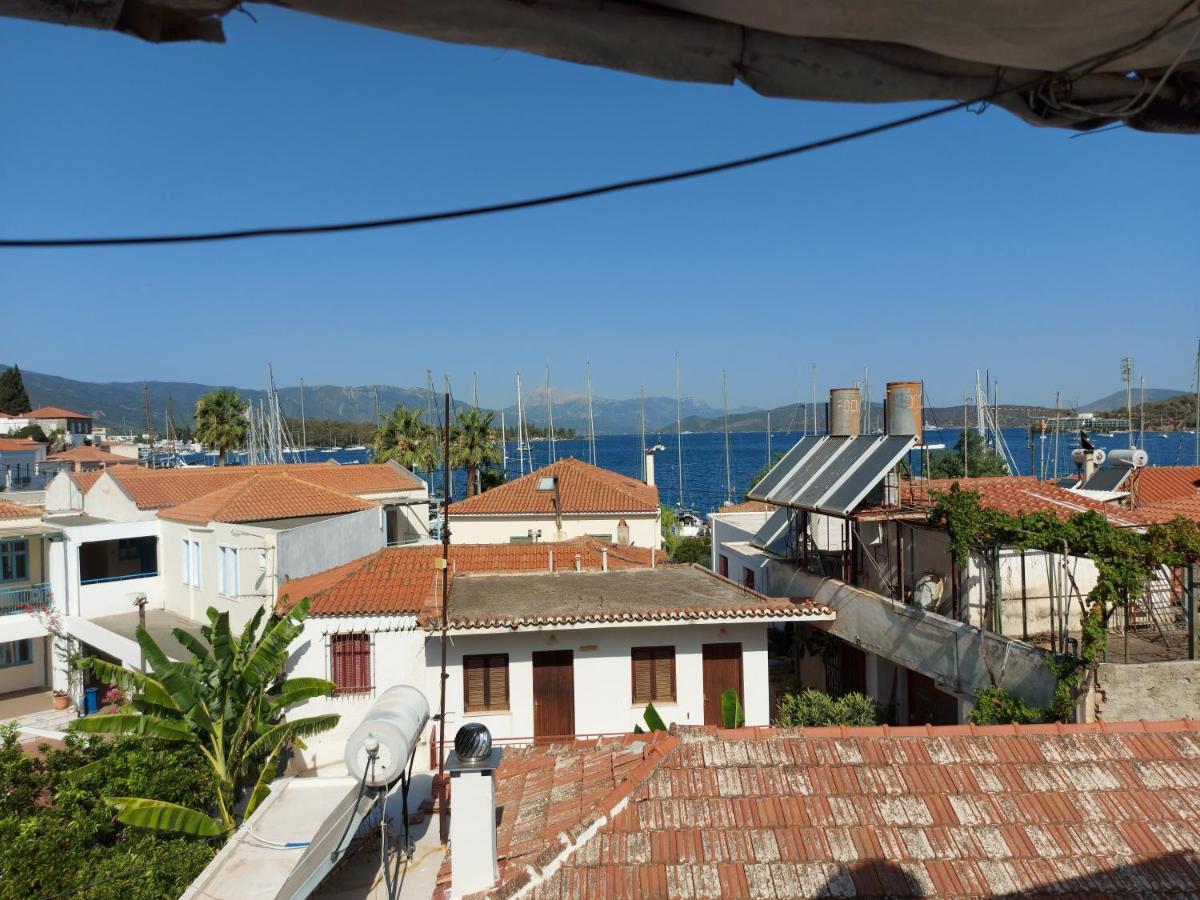 Nikos Rooms And Studios Poros Town Екстер'єр фото